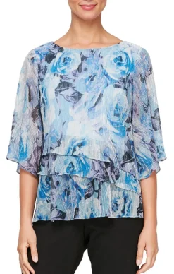 3/4 Sleeve Printed Blouse With Tiered Hem