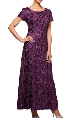 Petite Long Tte A-Line Gown With Sequin Detail & Short Illusion Sleeves